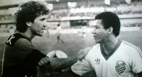 Jacozinho e Zico: sergipano roubou a cena no amistoso do retorno do Galinho ao Flamengo -