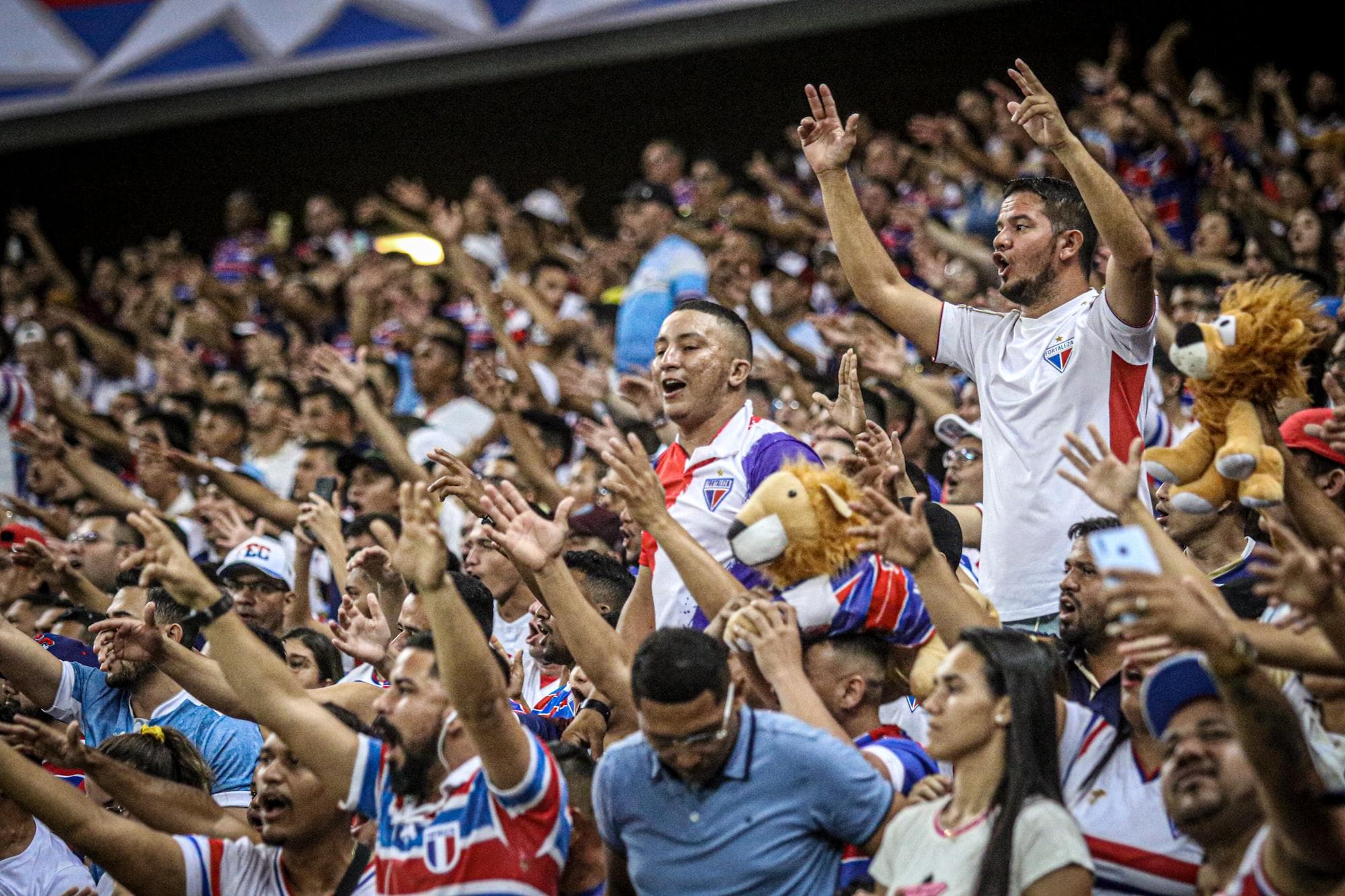 Leão tem 100% de aproveitamento em quatro jogos no returno -
