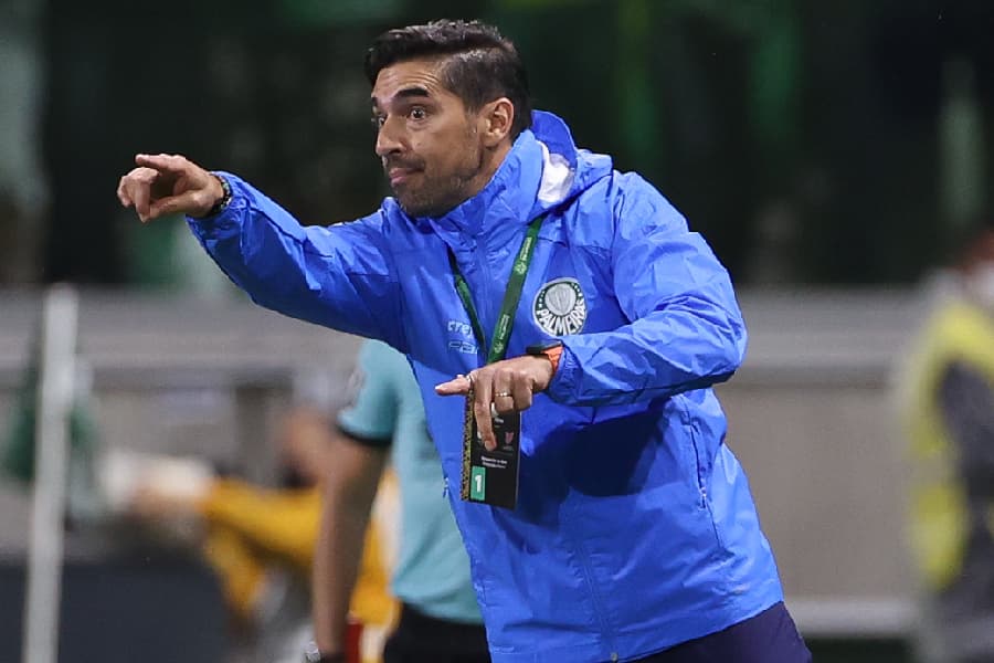 Abel Ferreira pediu foco total nas 13 partidas restantes do Brasileiro