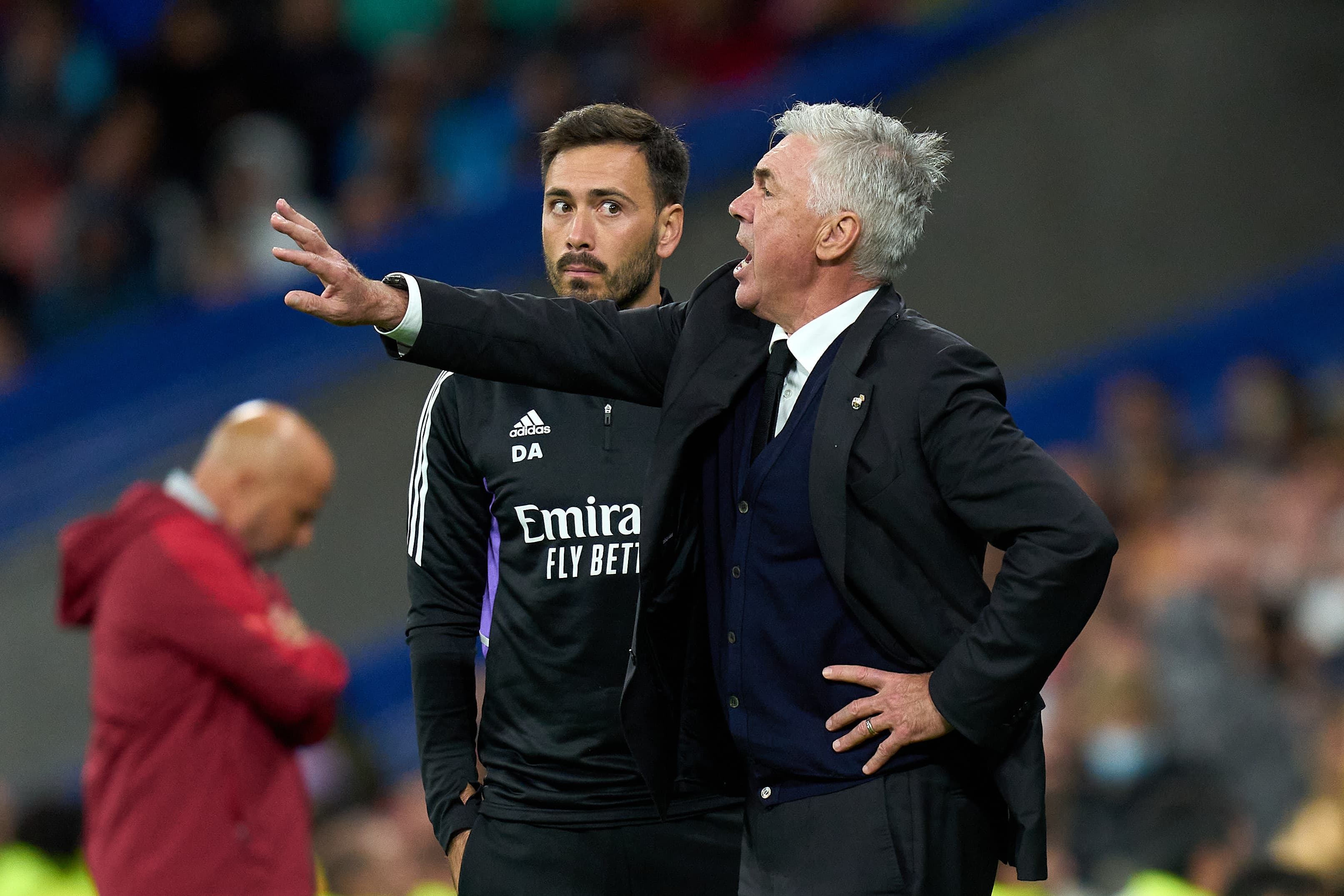 Davide Ancelotti mantém tradição de filho auxiliar na seleção