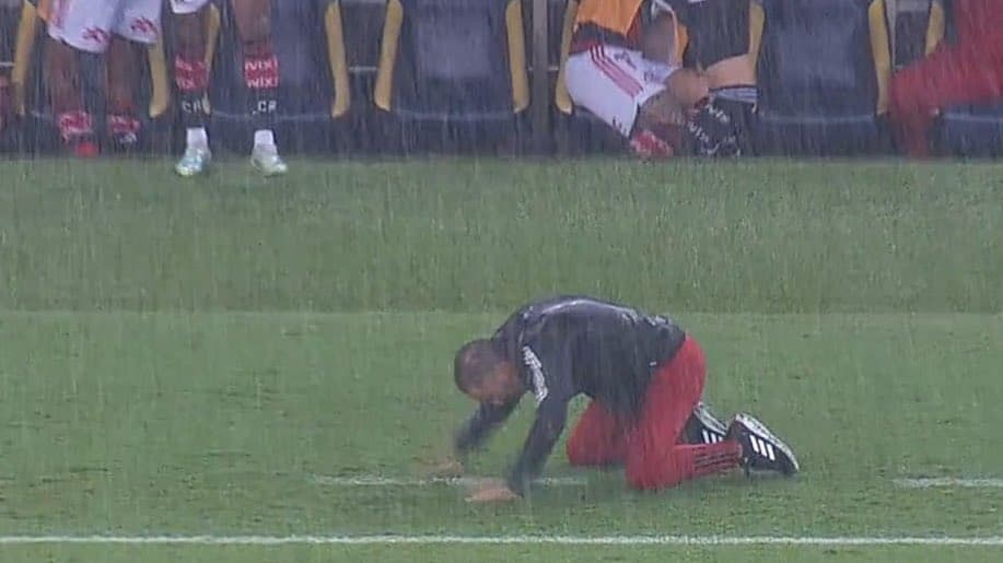 Vítor Pereira tem início ruim no Flamengo -
