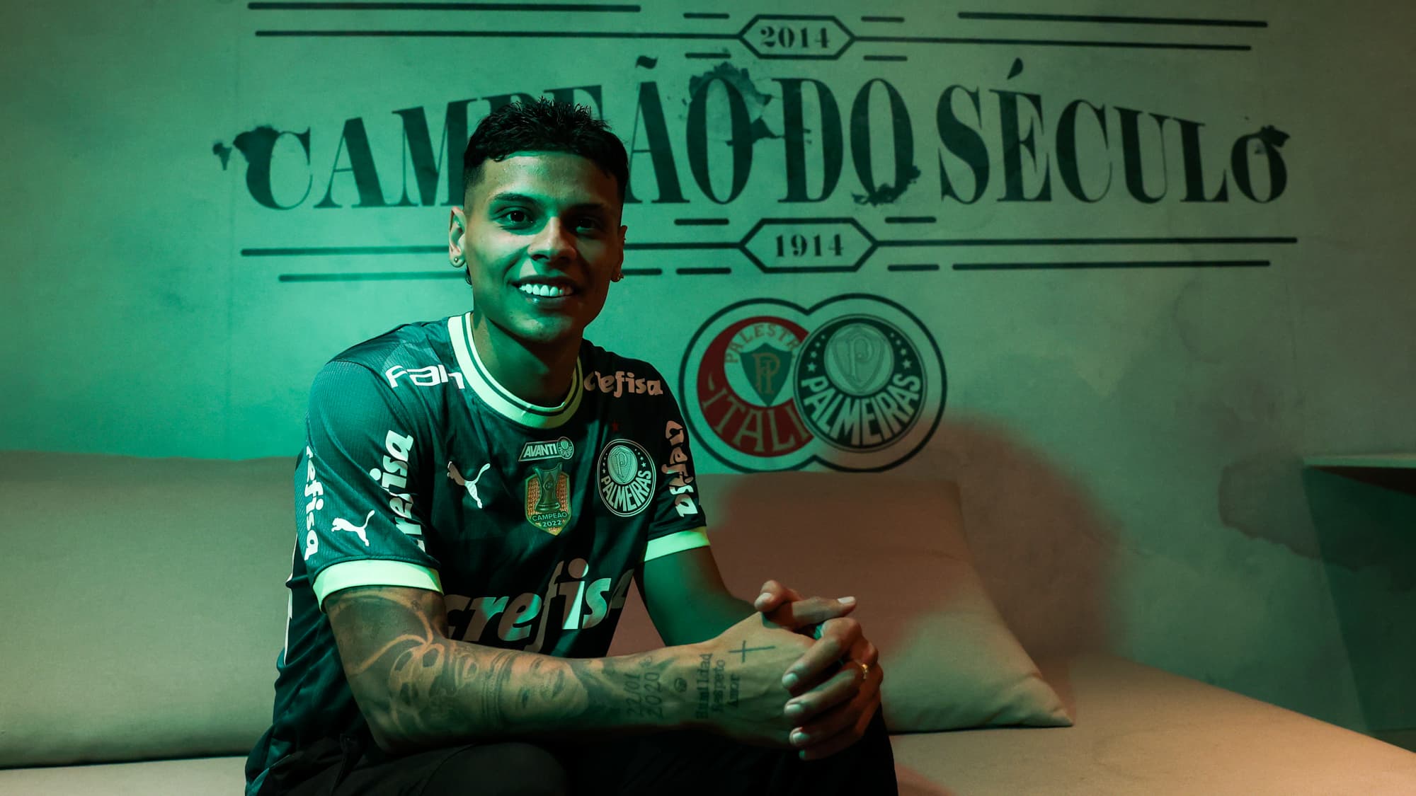 Palmeiras celebrou a chegada do "green-go" Richard Rios