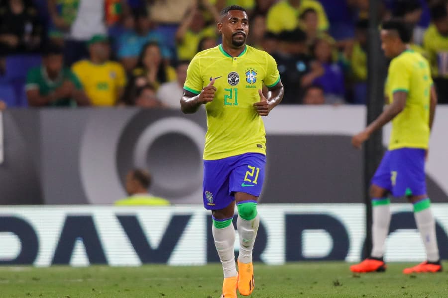 Malcom estreou pela seleção principal diante de Guiné