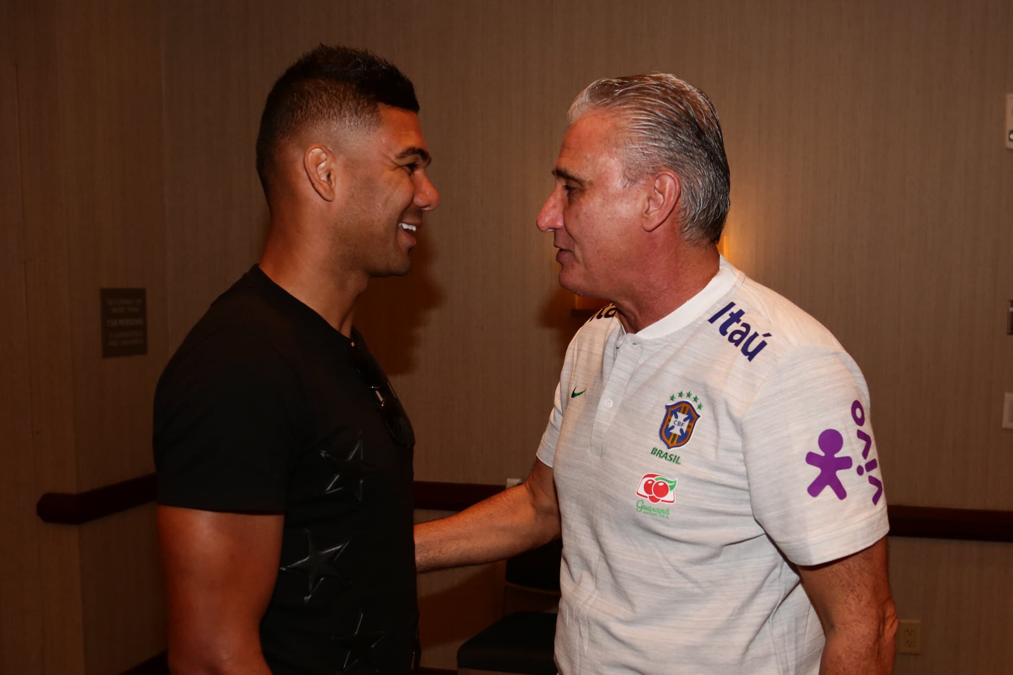 Casemiro e Tite - CBF/Divulgação