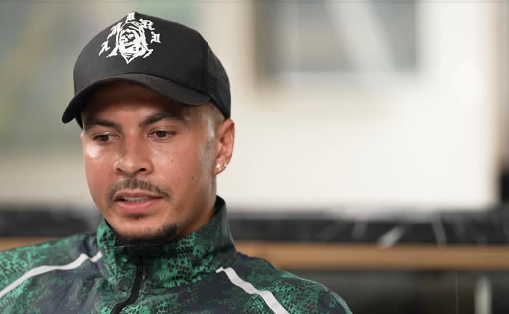 Dele Alli contou sobre vícios e traumas – Reprodução / The Overlap