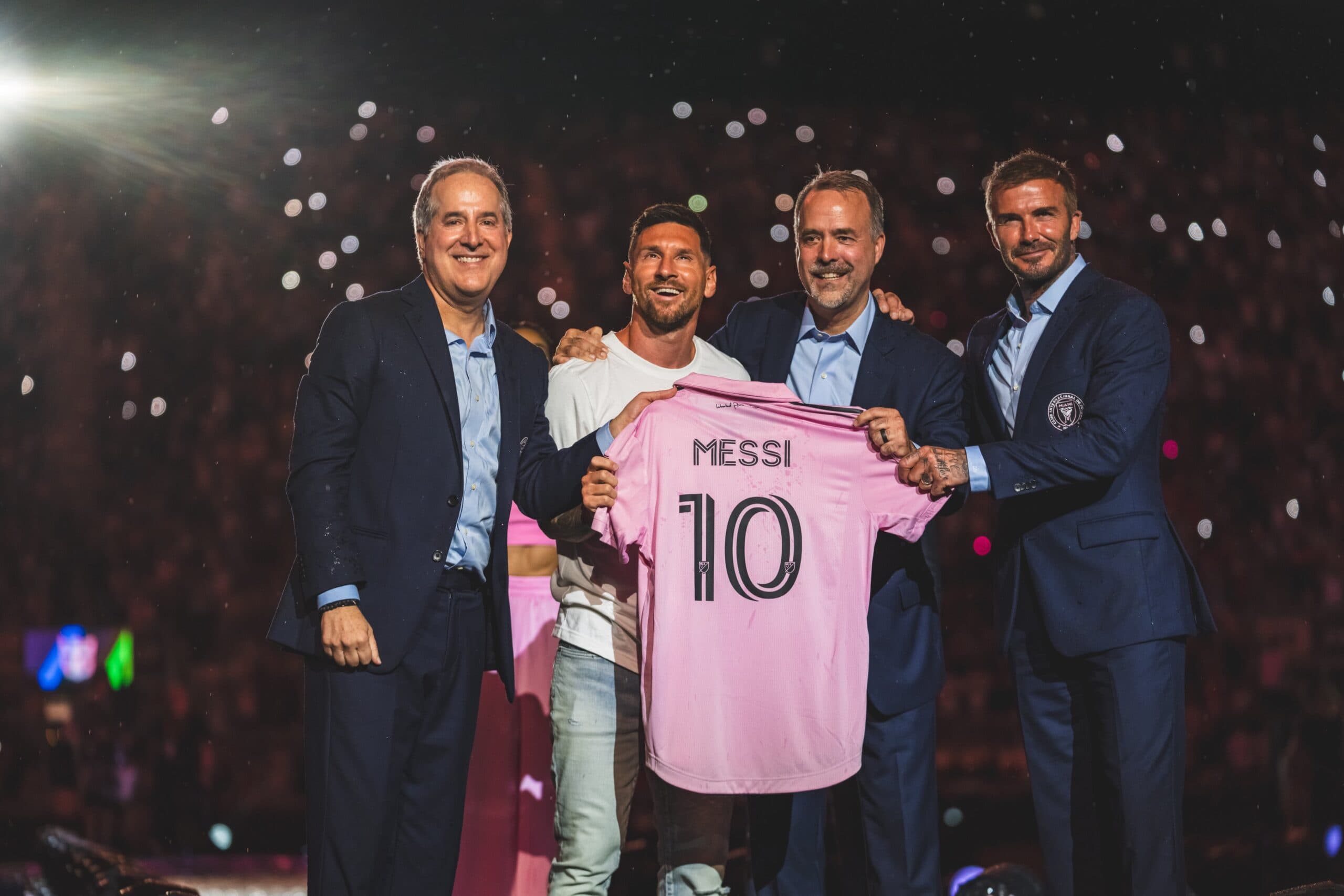 Lionel Messi é oficialmente apresentado pelo Inter Miami - Foto: Divulgação