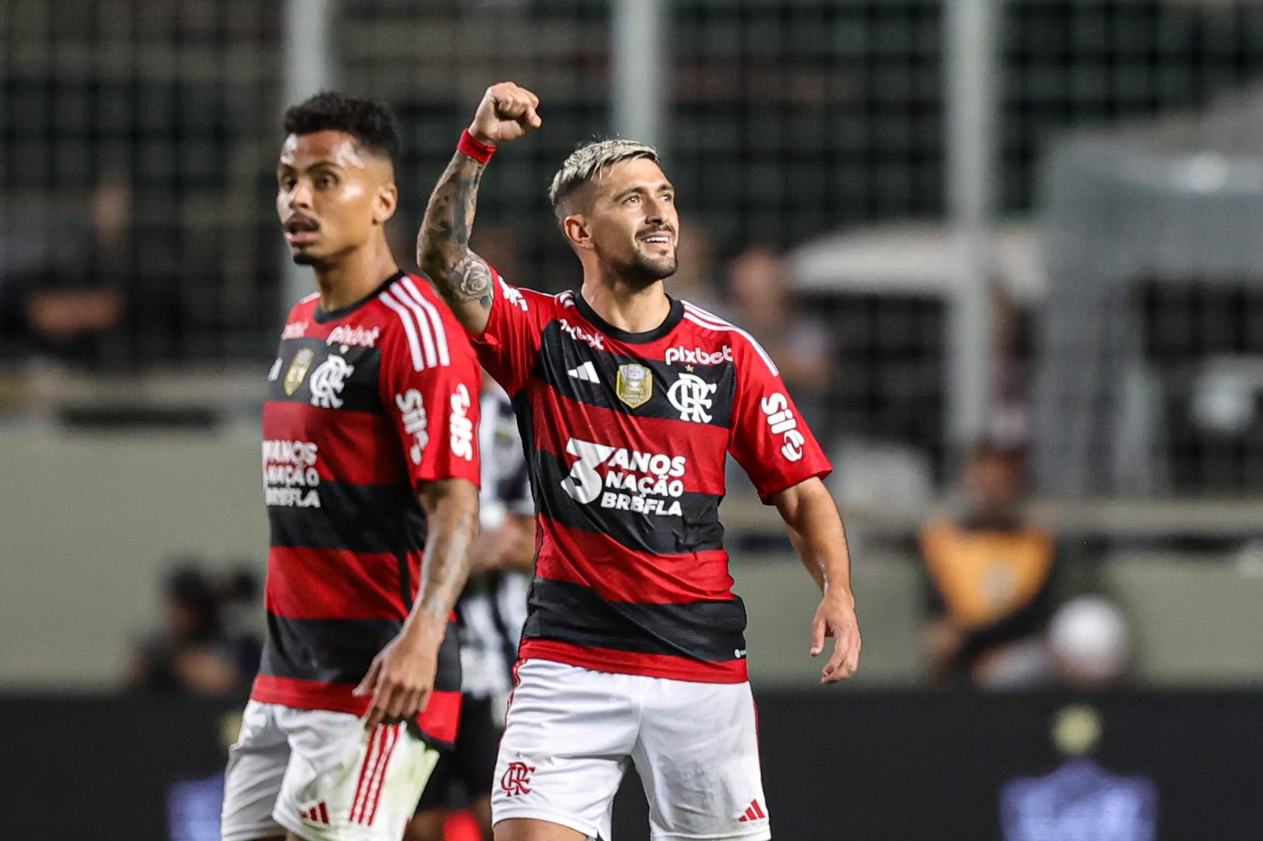 Flamengo vira contra o Galo com Arrascaeta mágico saindo do banco - Gilson Lobo/ Agif/Gazeta Press
