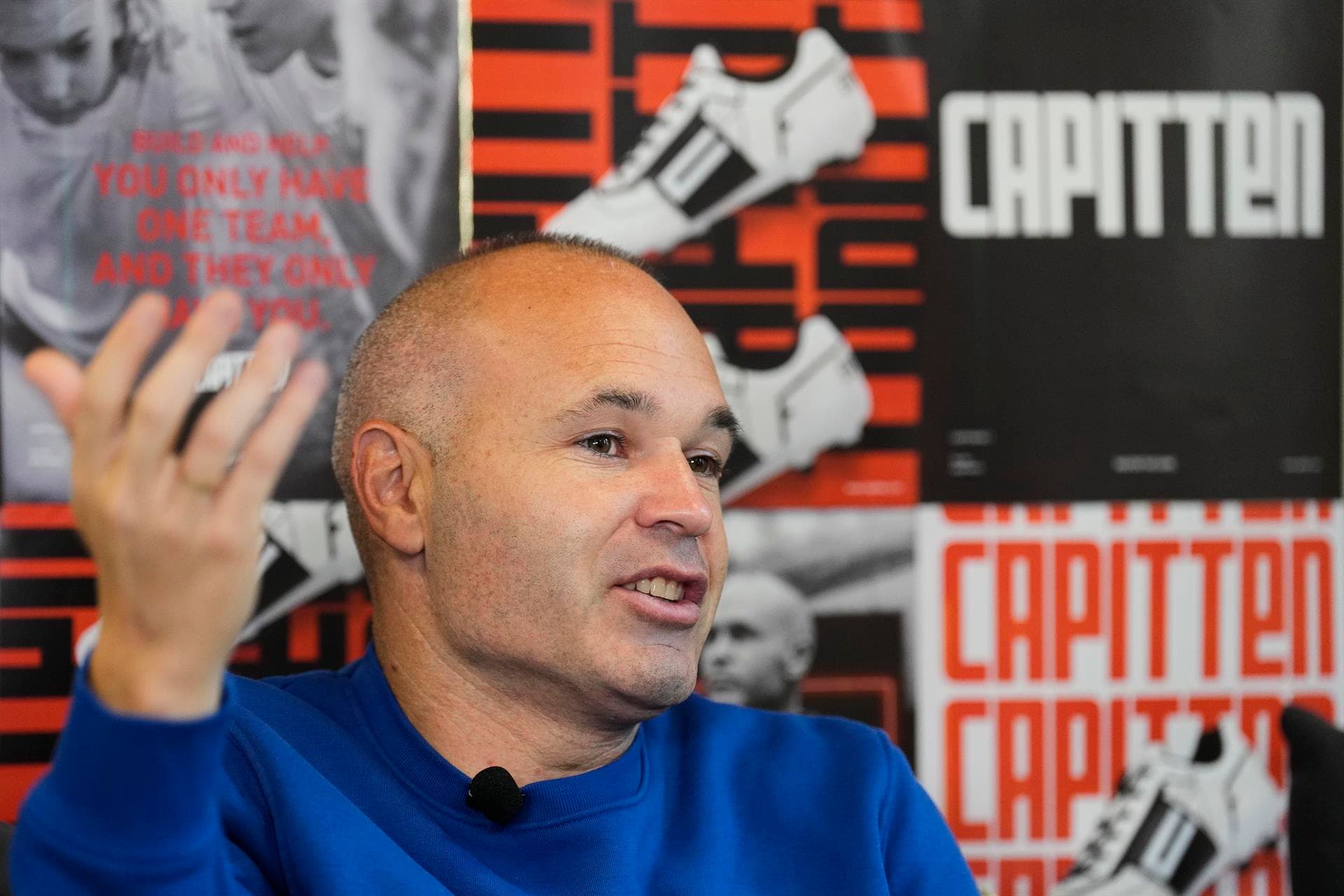 Andrés Iniesta, durante sua despedida do Vissel Kobe - Alejand