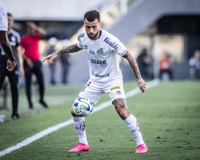 Lucas Lima, meia do Santos - Raul Baretta / Santos