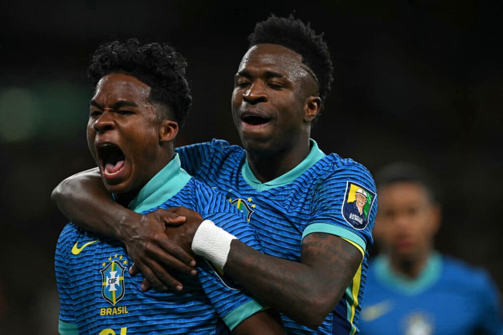Endrick marca seu primeiro gol pelo Brasil, que vence a Inglaterra em Wembley