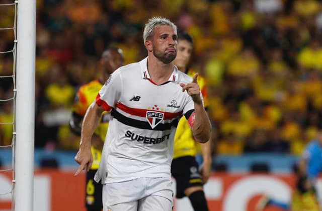 Calleri marcou pelo São Paulo na Libertadores - Rubens Chiri / São Paulo