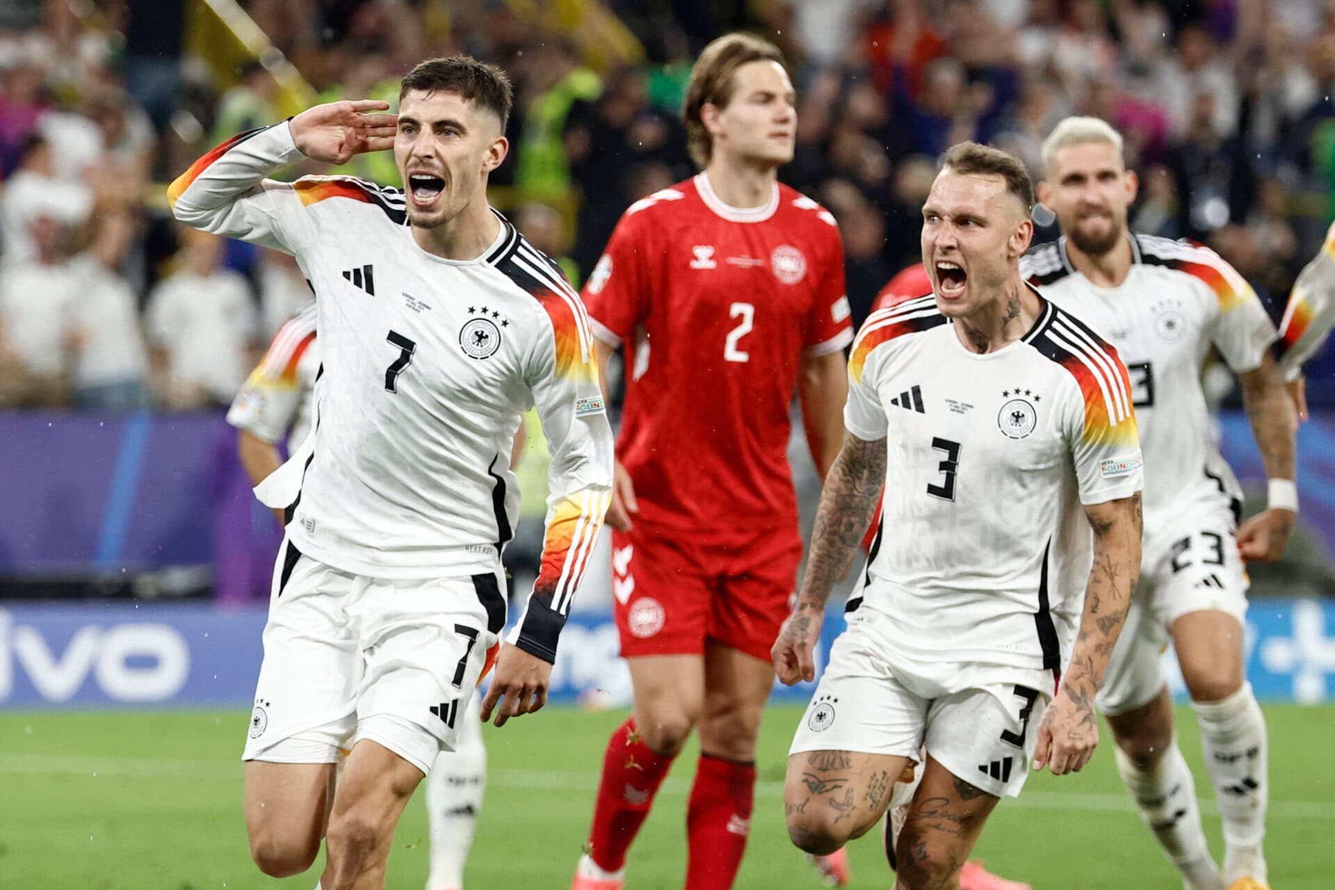 Alemanha bate a Dinamarca e avança às quartas da Euro