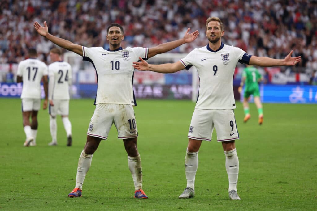 Inglaterra revive com milagre de Bellingham e vai às quartas da Euro