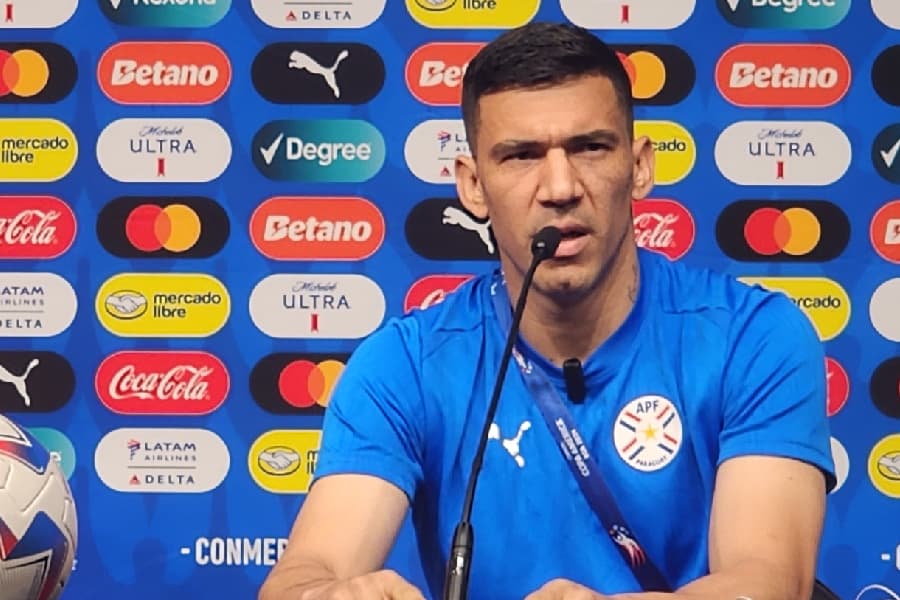 Balbuena teve duas passagens pelo Corinthians - Klaus Richmond/Placar