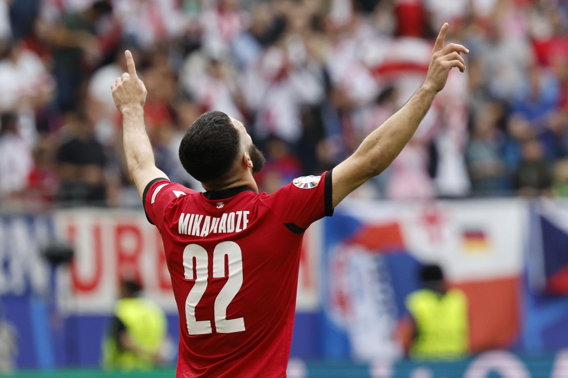Quem é Mikautadze, herói da Geórgia e artilheiro da Eurocopa