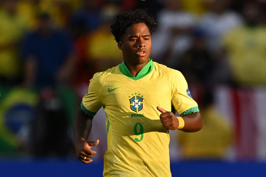 Endrick é o mais cotado para assumir vaga no ataque - Patrick T. Fallon/AFP