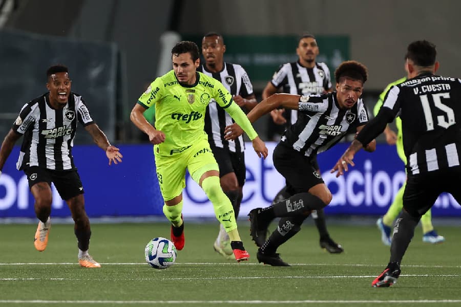 Raphael Veiga, Botafogo x Palmeiras, Brasileirão 2023 - Cesar Greco/Divulgação/Palmeiras