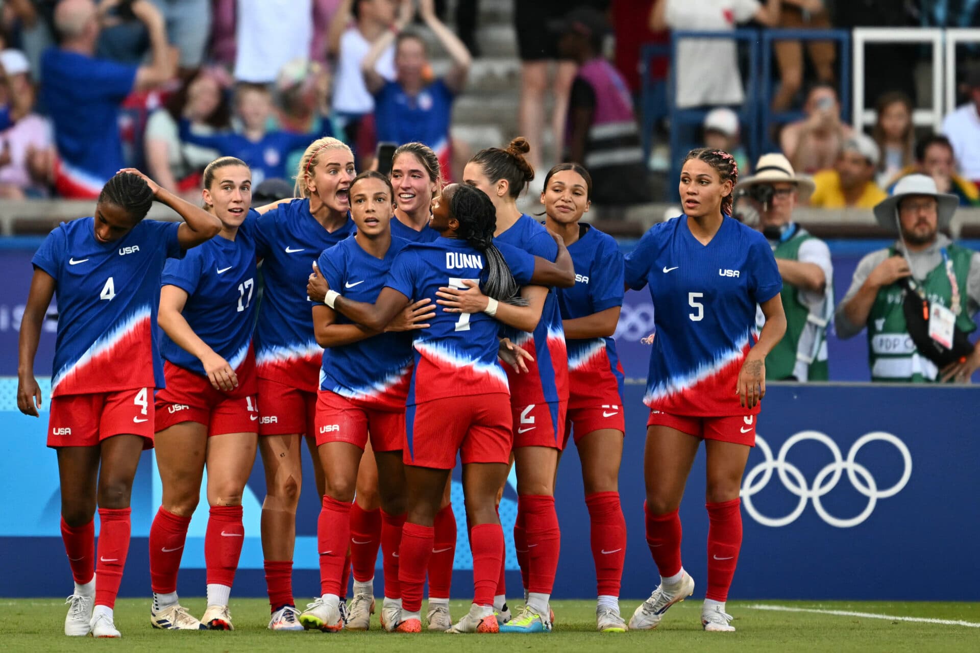EUA são pentacampeões olímpicos; veja todas as medalhas do futebol feminino