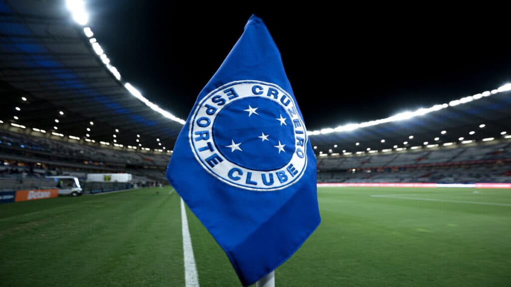 Cruzeiro realiza inscrição de cinco jogadores na Sul-Americana