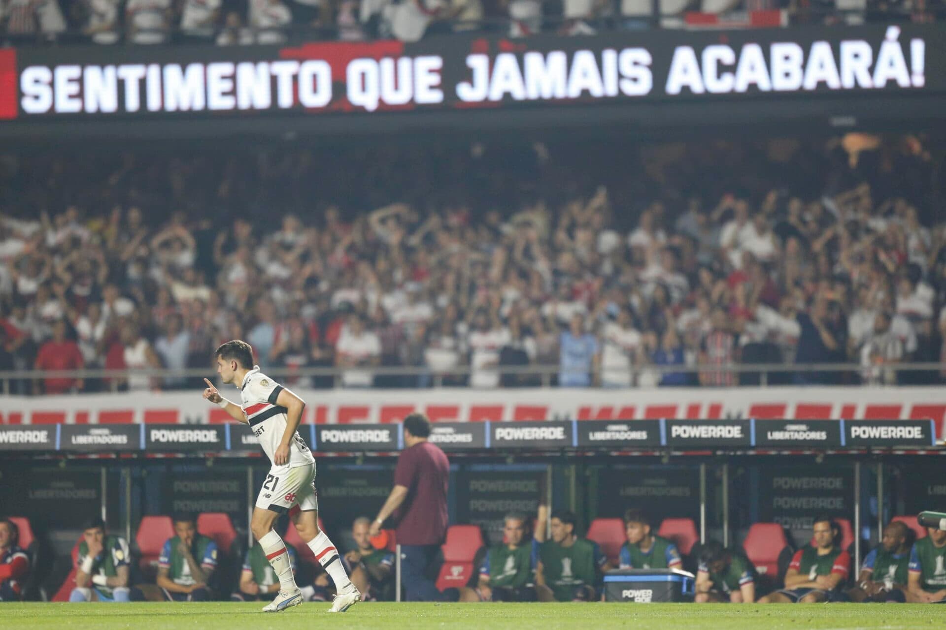 AO VIVO: siga os lances de São Paulo x Portuguesa pelo Paulistão
