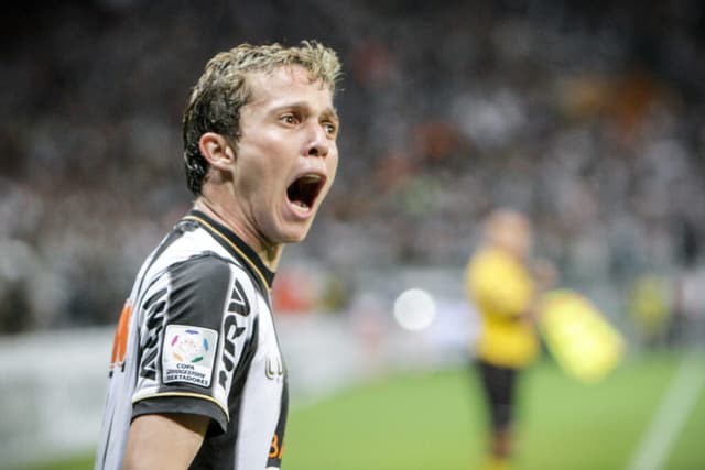 Bernard durante a final da Libertadores de 2013 - Bruno Cantini / Atlético