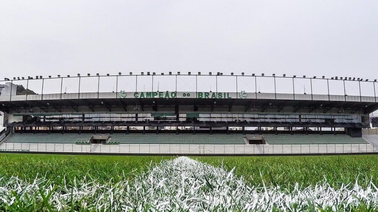 Na Série B, Juventude investe R$ 4 mi para manter gramado do Alfredo Jaconi