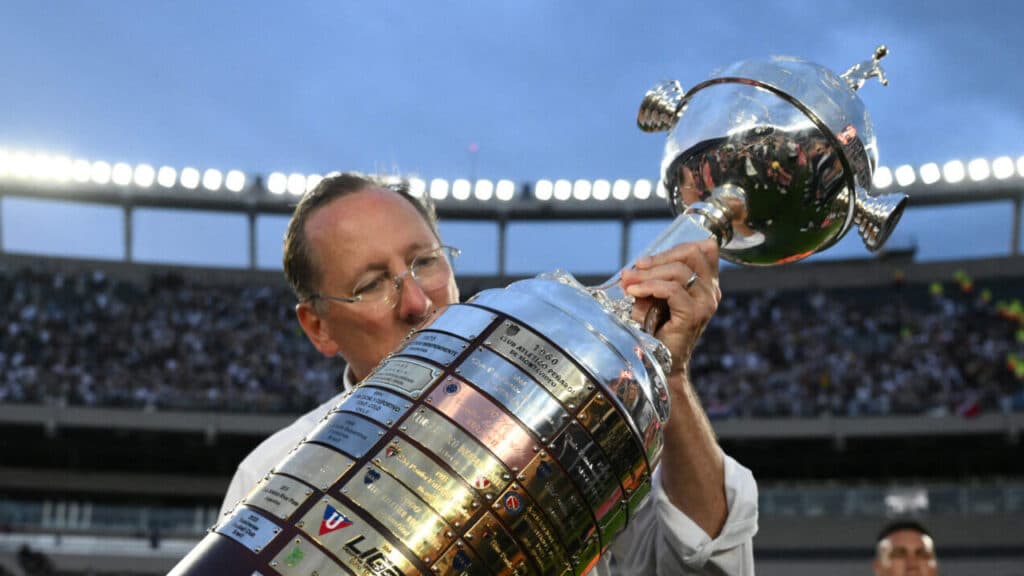Argentina quer modelo de SAF para os clubes do país