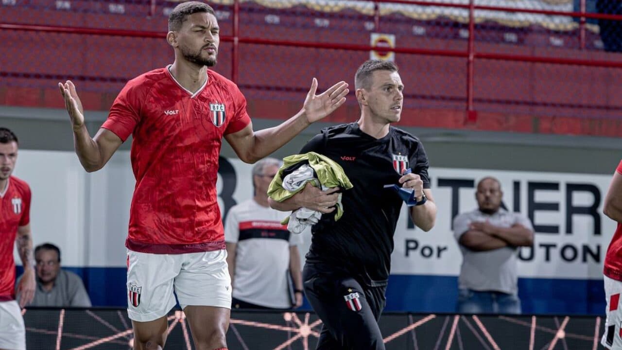 Botafogo-SP vence o Brusque e afunda adversário na tabela