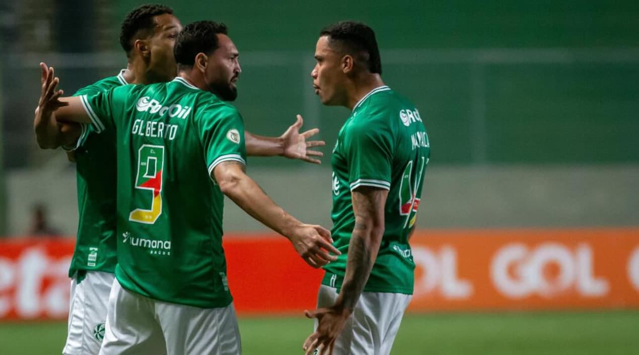 Juventude supera o Atlético MG e se afasta da zona de rebaixamento