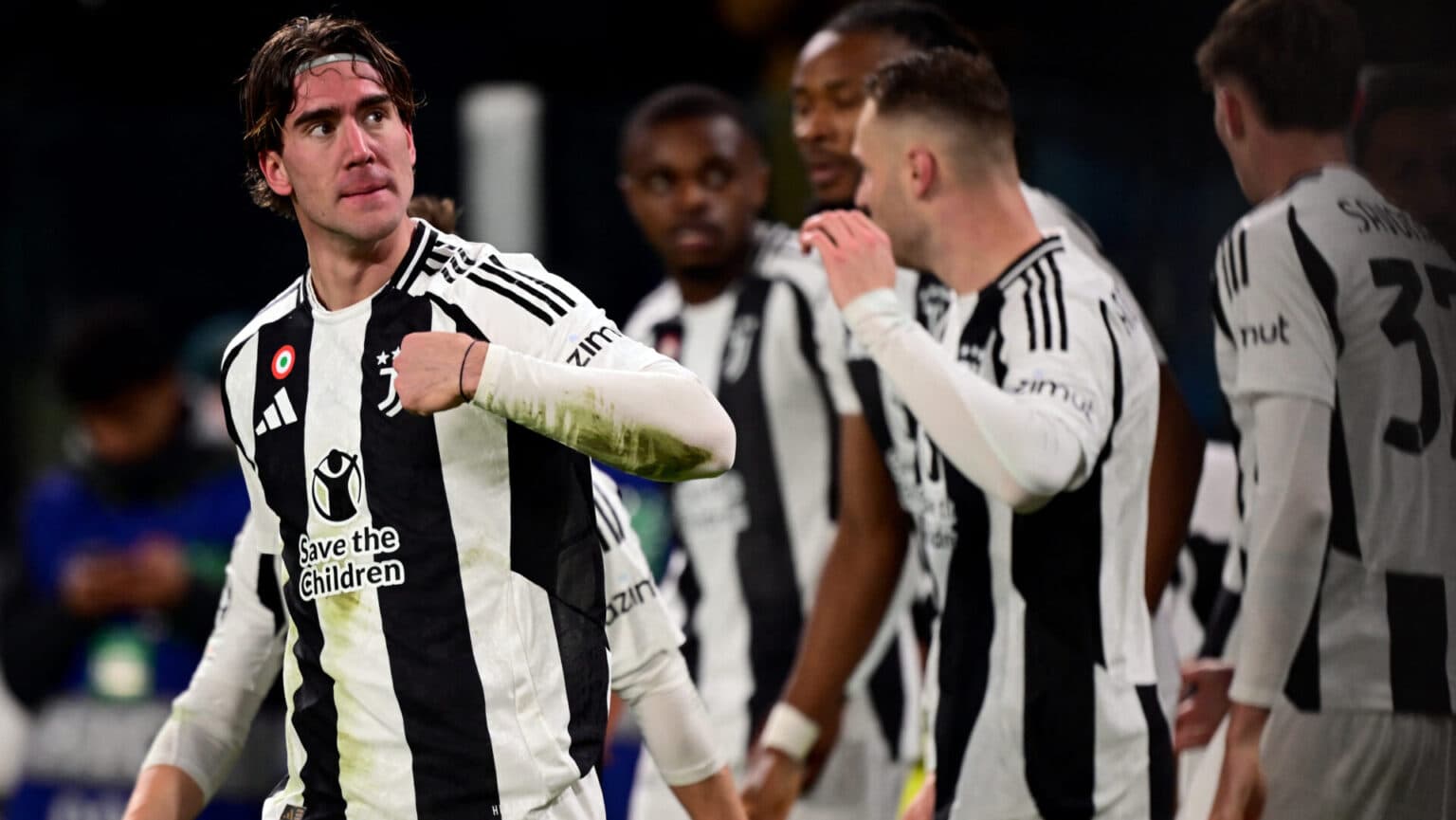 Juventus vence e deixa City em situação delicada na Champions
