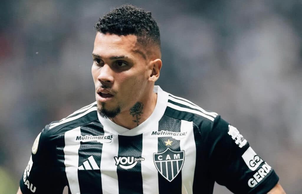 Atlético MG tem novo camisa 10 após saída de Paulinho, veja nova numeração