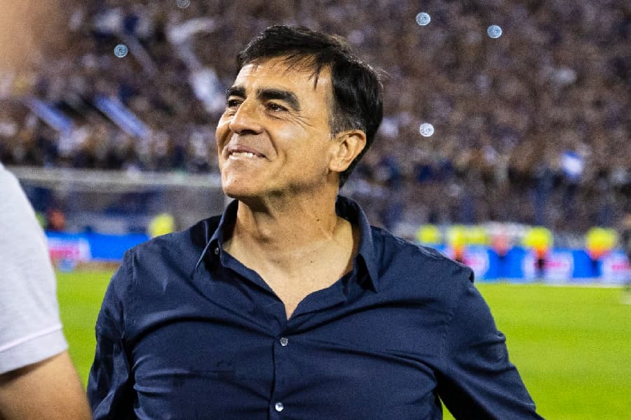 Santos é o clube com mais técnicos estrangeiros desde 2019, veja lista
