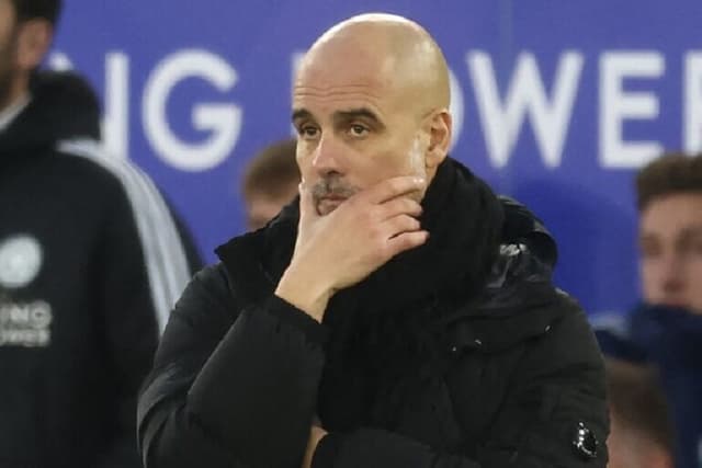 Guardiola critica brasileiro do City: ‘Não é inteligente o suficente’