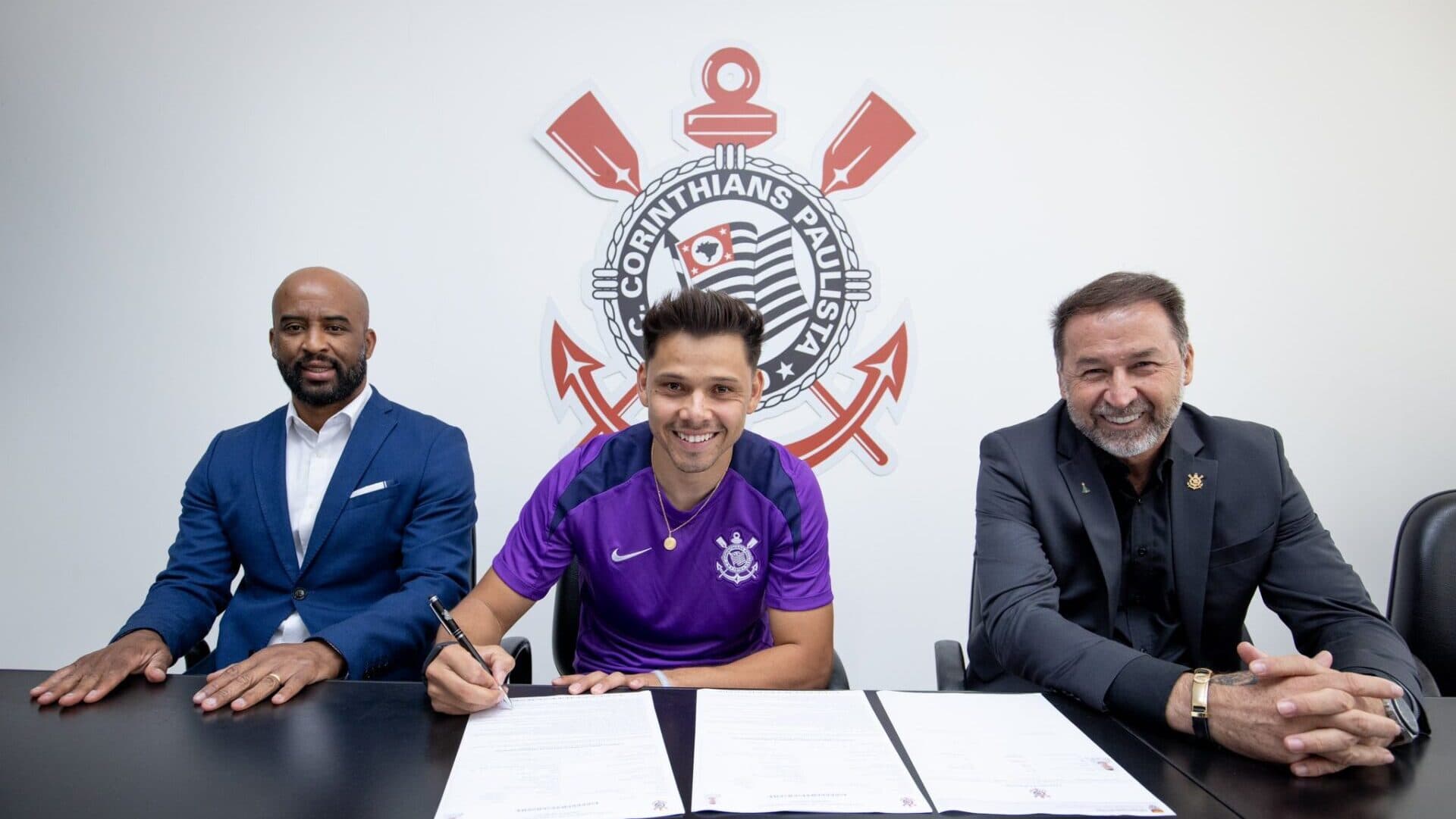 Romero desabafa sobre atraso de salário no Corinthians