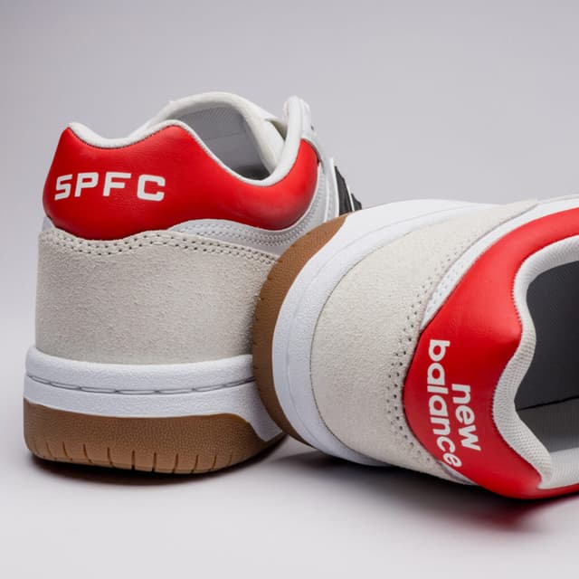 tênis, São Paulo, New Balance 480 SPFC, Divulgação/New Balance