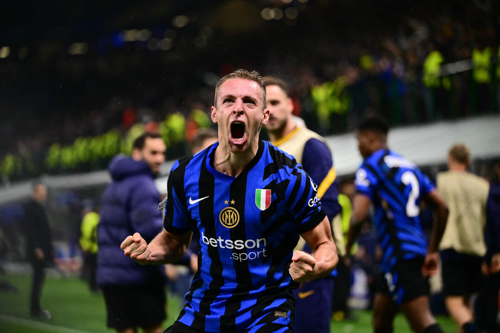 Champions: Inter elimina Barça em jogão com duas viradas e sete gols