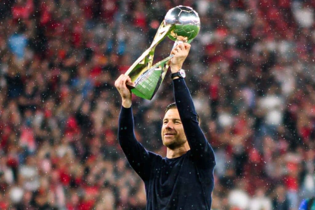 Leverkusen anuncia saída de Xabi Alonso, próximo do Real Madrid