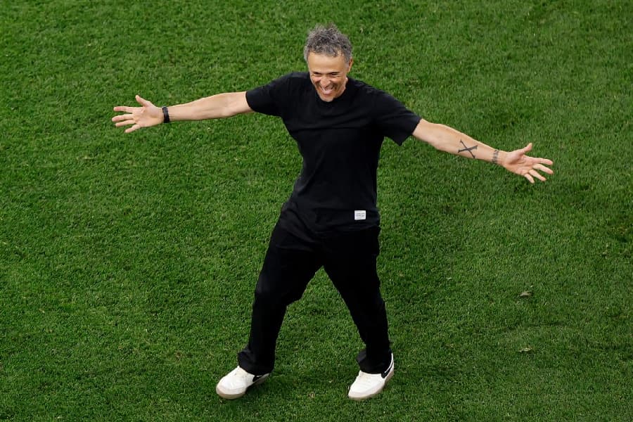 Luis Enrique conquistou a sua segunda Champions League - AFP