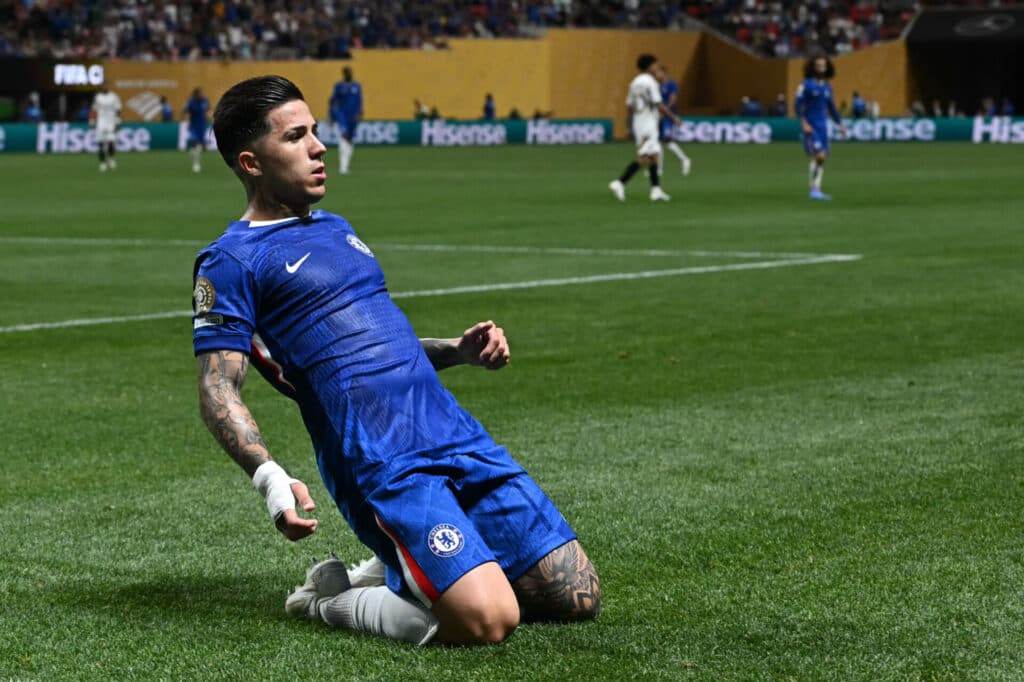 Chelsea suspende Enzo Fernández após ‘flerte’ com o Real Madrid