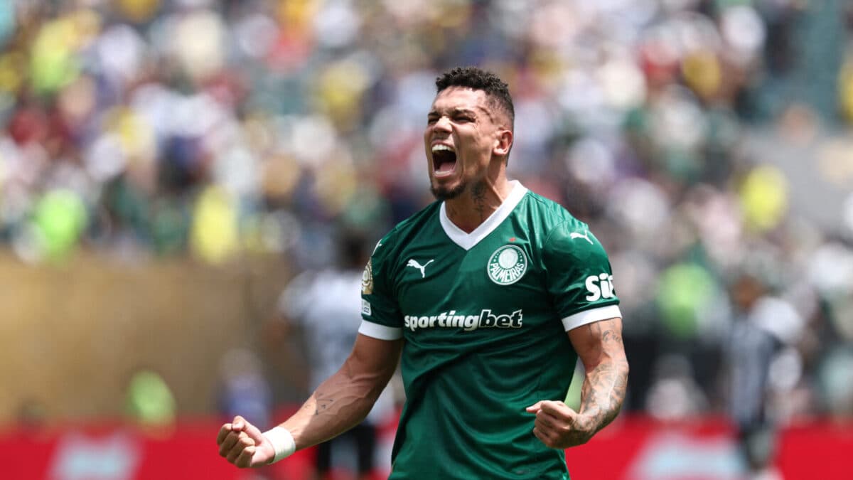 Paulinho avança em recuperação e se aproxima de retorno ao Palmeiras