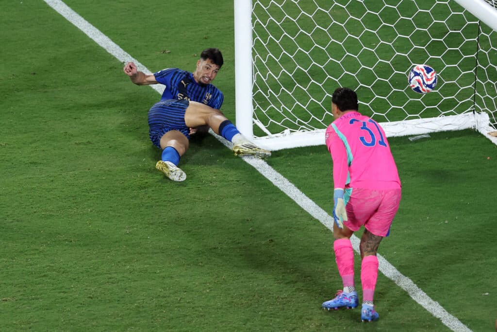Al Hilal supera Manchester City e será adversário do Flu nas quartas do Mundial