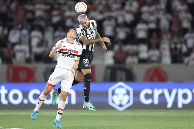 Bets dominam patrocínios a times na Libertadores e na Sul-Americana