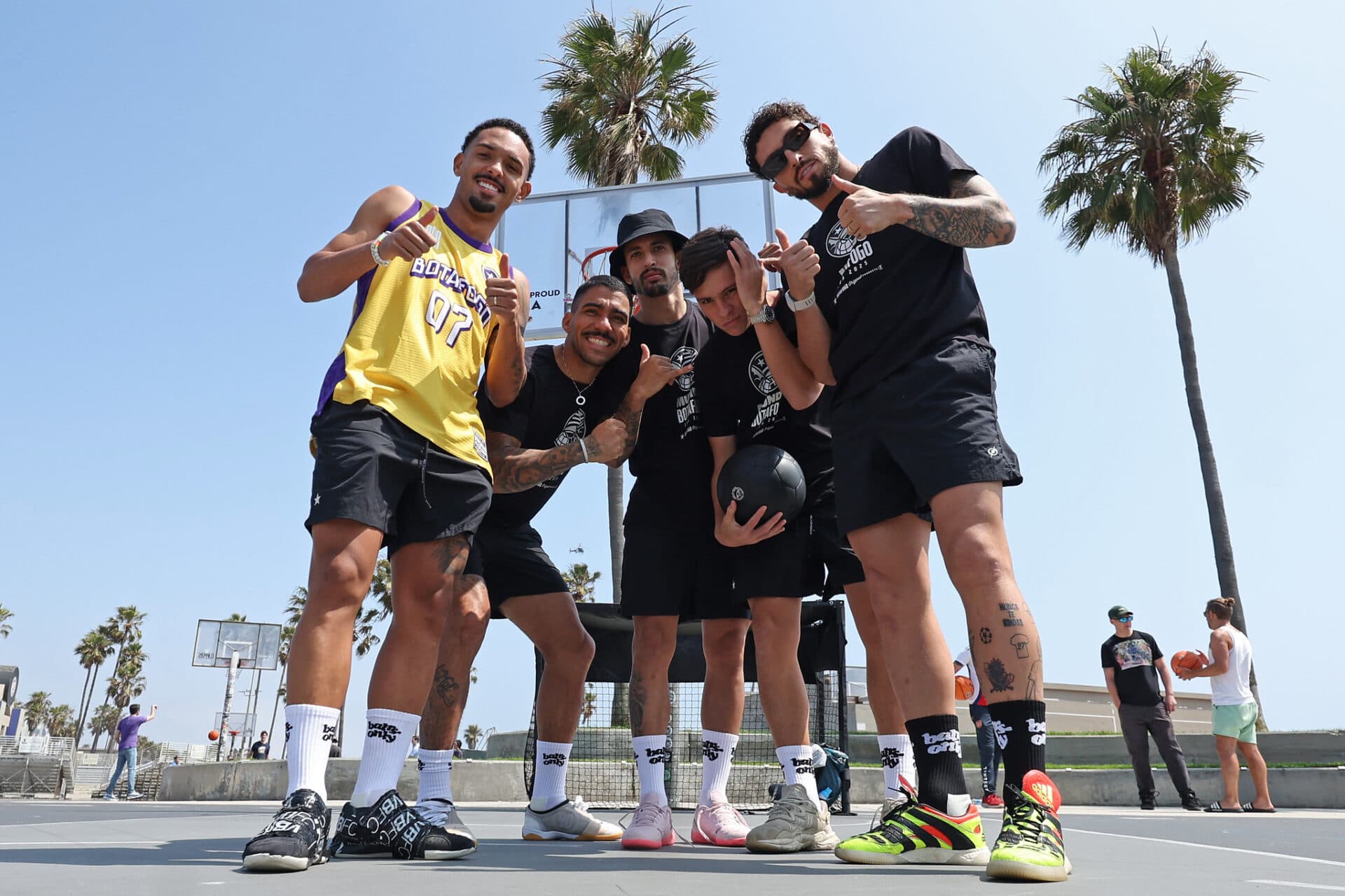 Jogadores do Botafogo em Venice Beach, famosa praia de Los Angeles - Vitor Silva/Botafogo