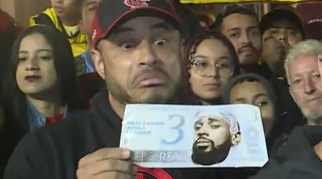 Torcida do Flamengo protesta contra Gerson antes do Mundial