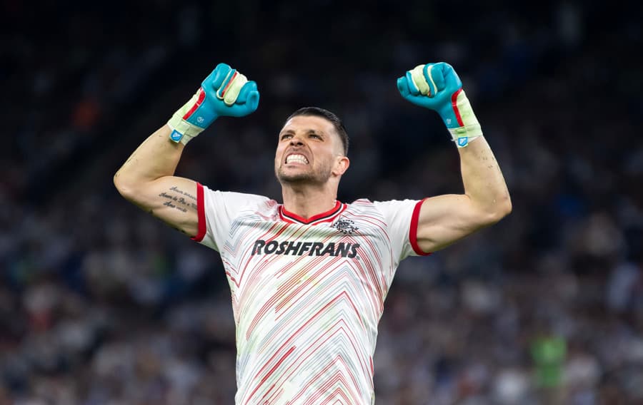 Tiago Volpi comemora vitória com o Toluca - Miguel Sierra/EFE