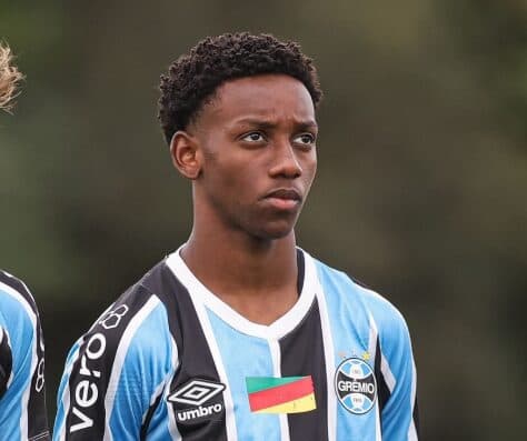 Grêmio dá chances a Gabriel Mec e atrai ofertas da Europa