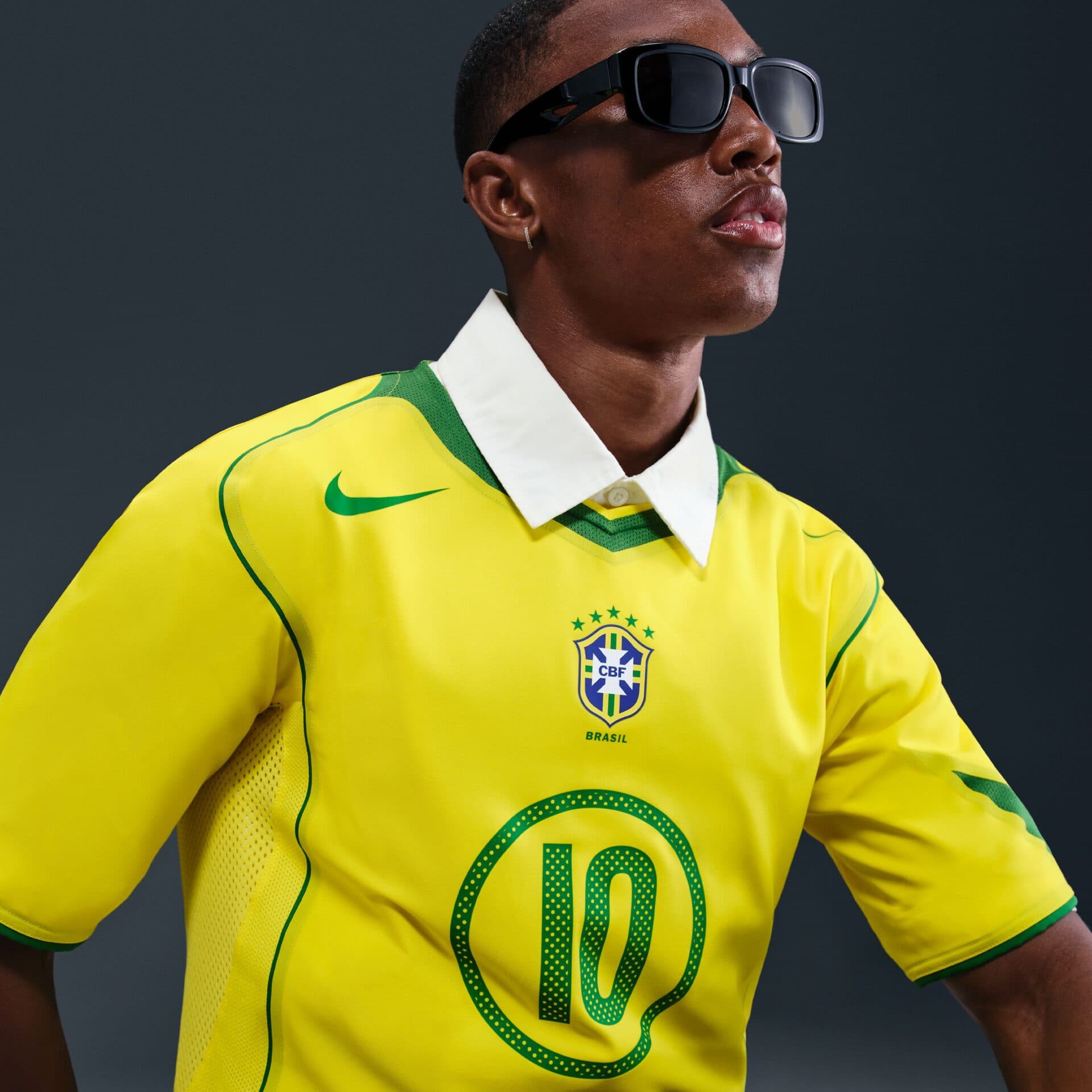 Nike Total 90: onde comprar as camisas e chuteiras disponíveis