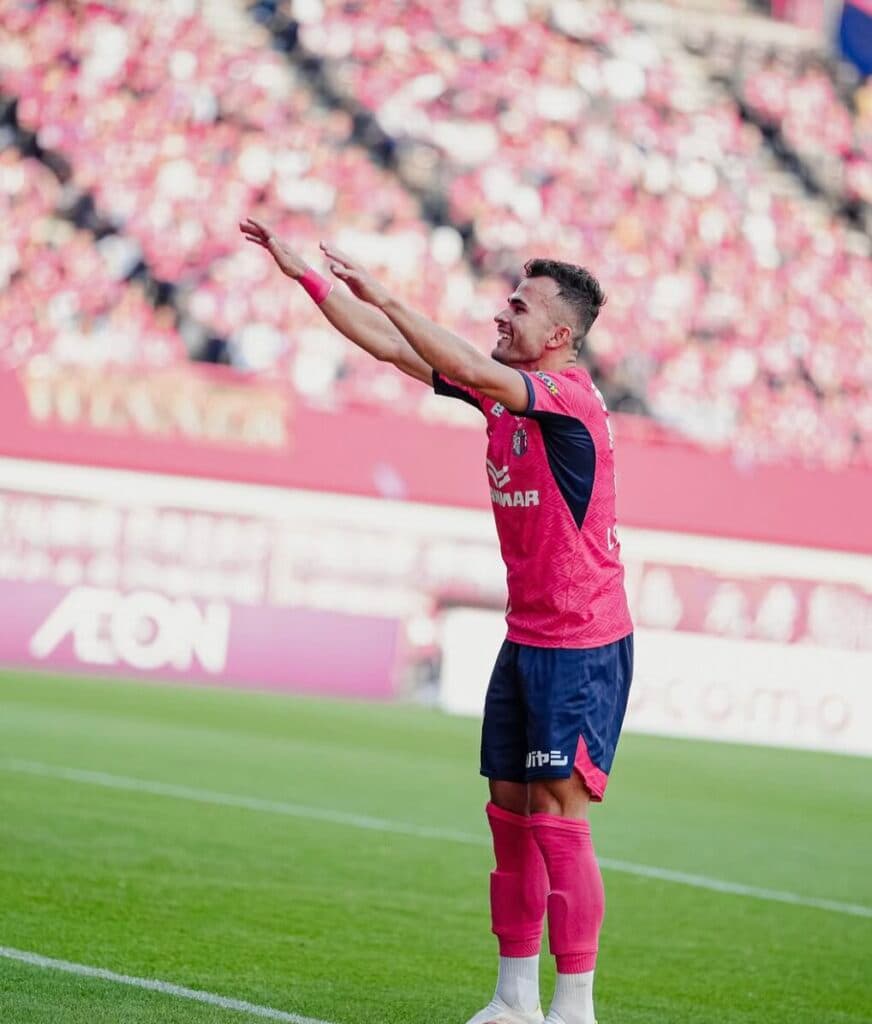 Lucas Fernandes é um dos destaques da liga japonesa do Cerezo Osaka - Divulgação Cerezo osaka
