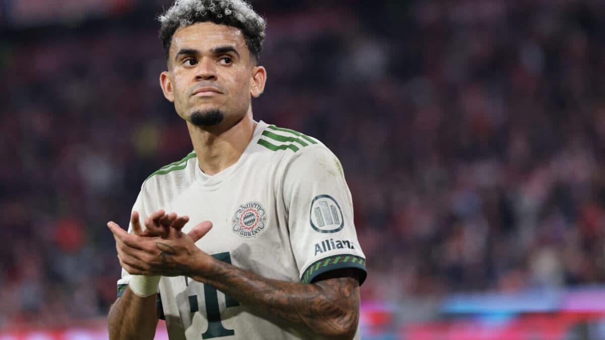 Luis Díaz lesiona a coxa e deve desfalcar o Bayern de Munique por um mês