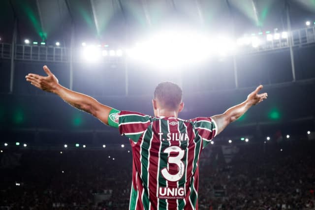 Thiago Silva rescinde contrato e deixa Fluminense